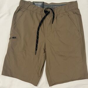 Weatherproof Vintage Men's Performance Weather Flex Tech Shorts - Tan  - Small